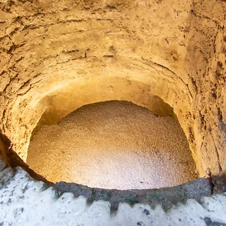 Hostly Il Pozzo Antico Etruscan * Perugia